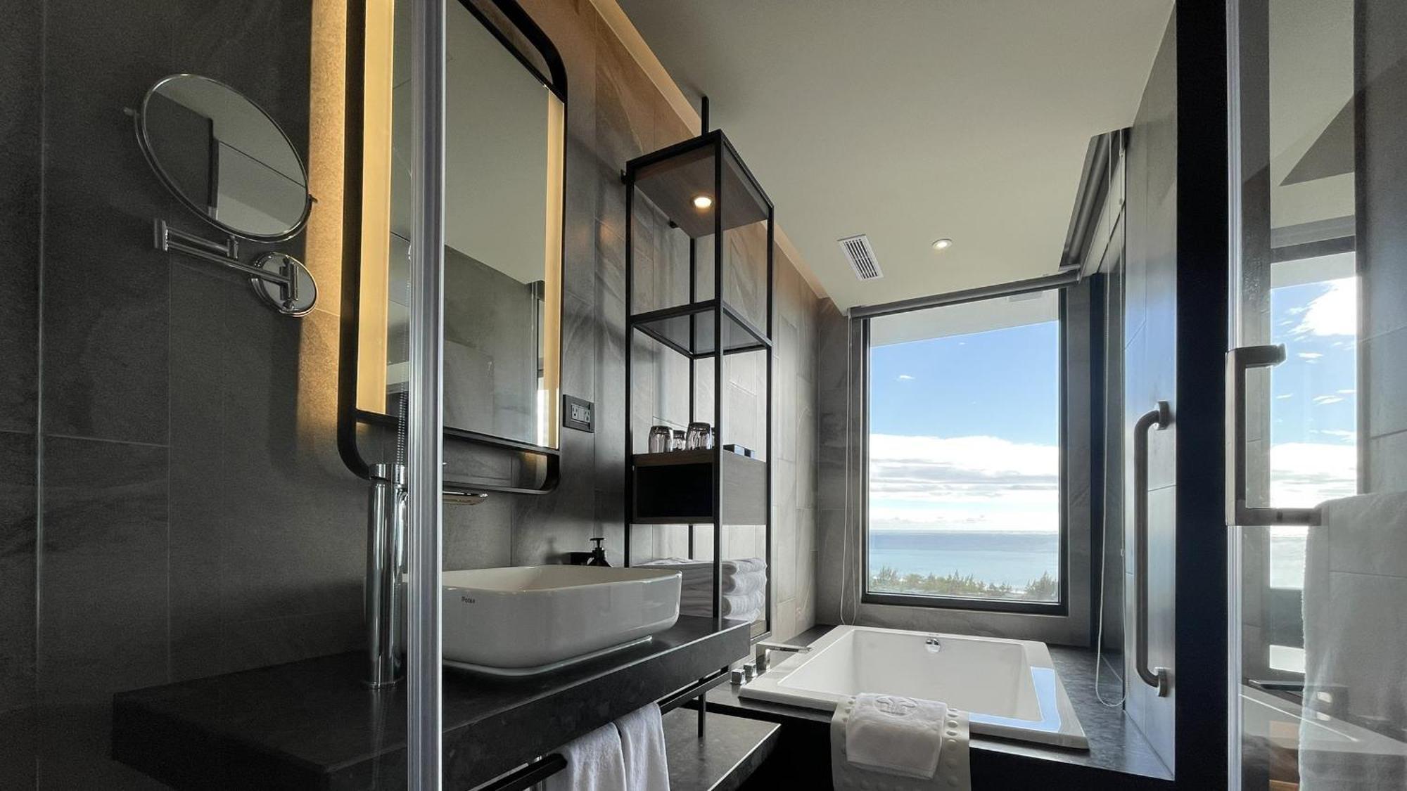 Lakeshore Hotel Hualien Taroko Shunan Habitación foto Bathroom